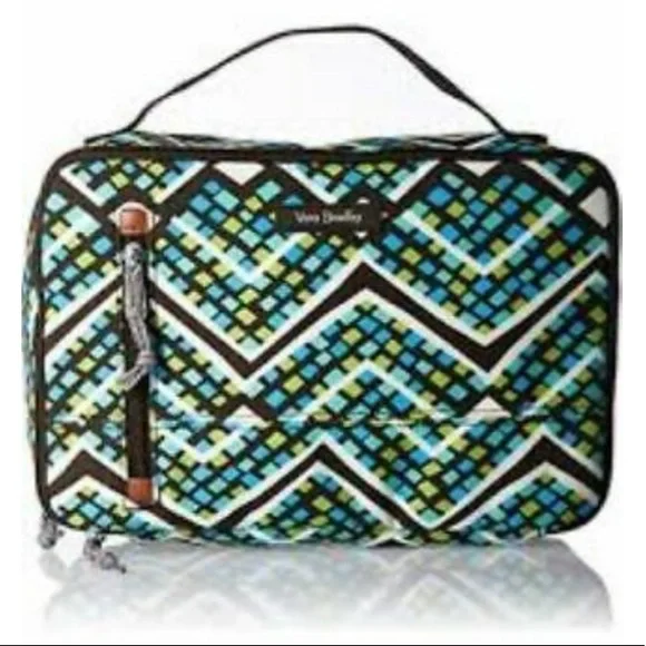 NWT Vera Bradley Blush Brush Case