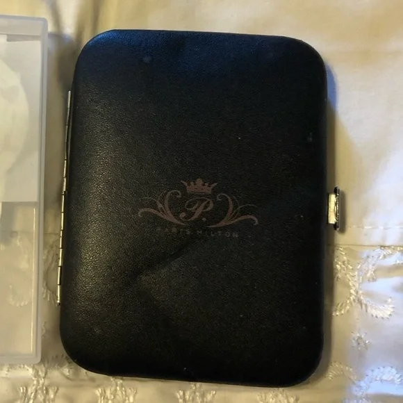 Paris Hilton snap-on black manicure and pedicure set