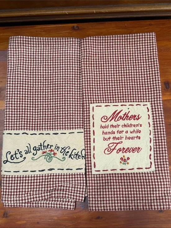 Vtg Country Gingham Mother’s Day / Kitchen Hand Towels Set of 2