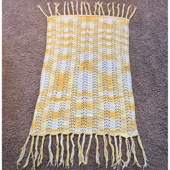 Handmade Yellow White Crochet Chevron Baby‎ Blanket Fringe Tassel Afghan 31x56