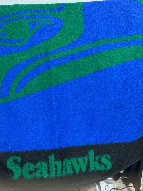 Seattle Seahawks Blue & Green blanket. BL2