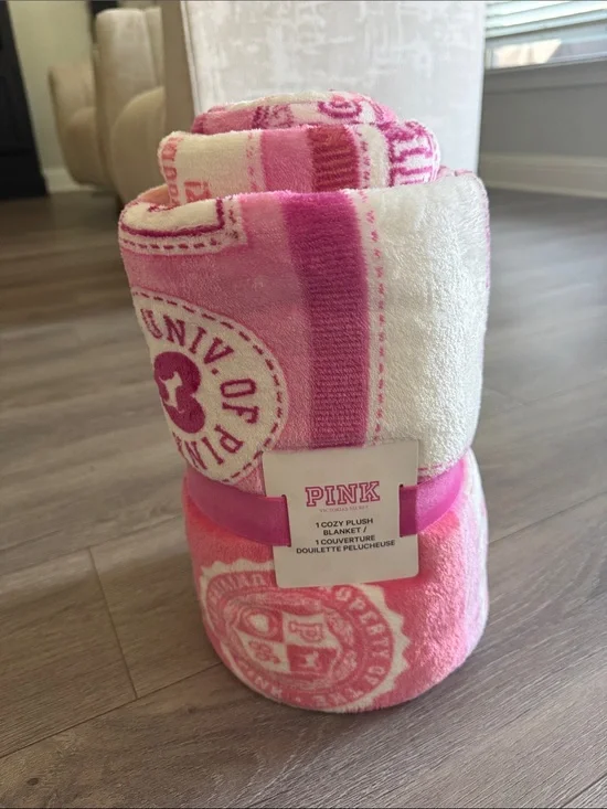 PINK Victoria's Secret Plush Throw Blanket - Hot Pink & White