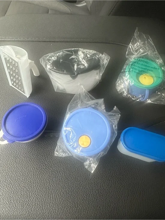 Mini Tupperware