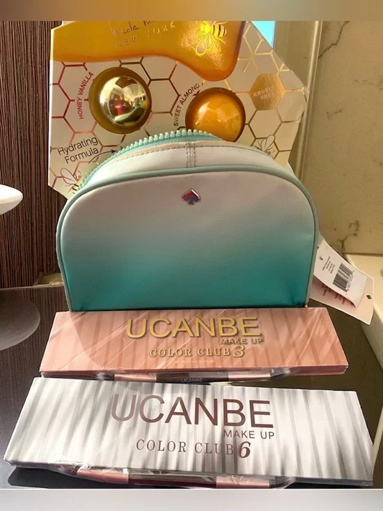 Kate spade cosmetic bag, 2 pallets with lip moisturizers