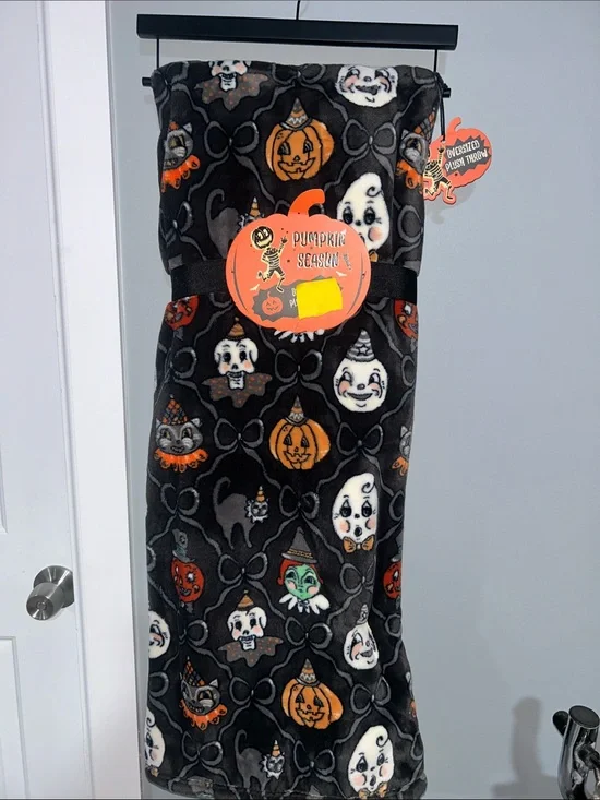 Johanna Parker Inspired Halloween Oversized Plush Throw Blanket