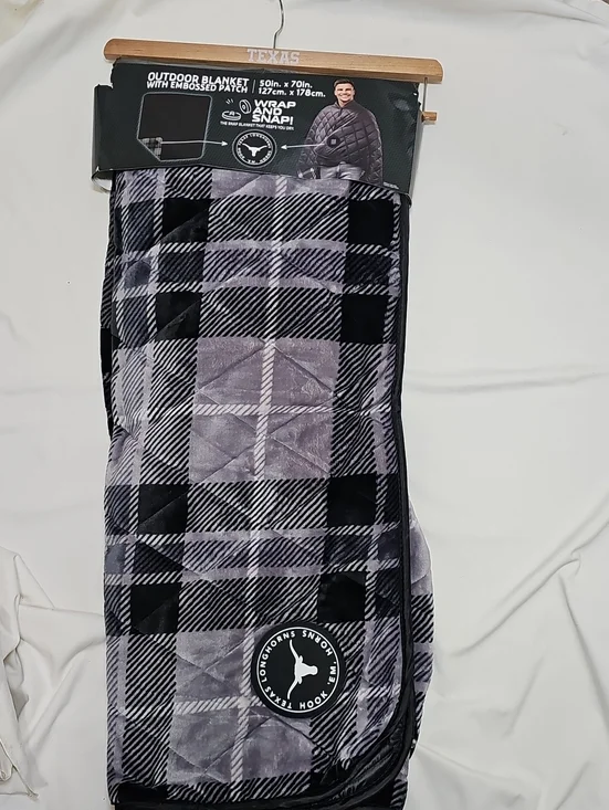 Texas Long Horn Hook'em Horns Men's Outdoor Blanket - Black & Gray Plaid