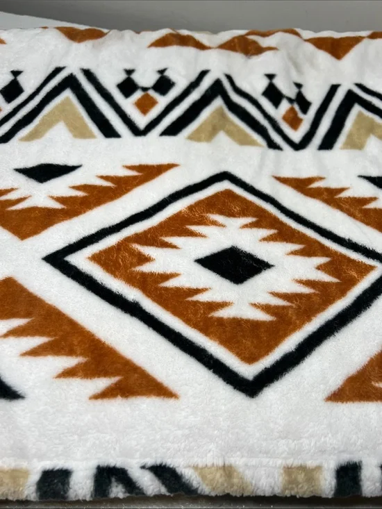 Plush Southwest Aztec Throw Blanket