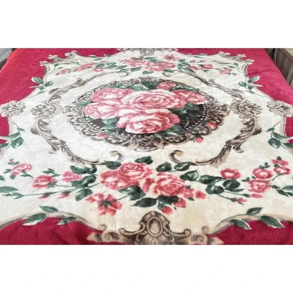 Vtg Korean Mink Style Plush King Size Blanket Floral Roses Heavy Warm Reversible