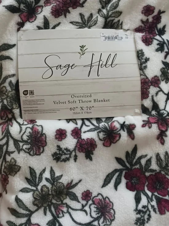 Oversized Velvet Soft Throw Blanket - Sage Hill Floral White & Pink 60x70