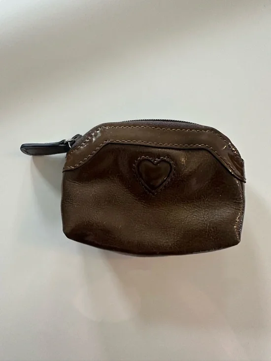 Brighton Brown Patent Leather Heart Coin Change Purse Pouch Feminine Shiny EUC!