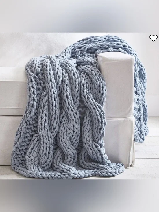🆕NWT 🏡 POTTERY BARN - “Colossal Handknit Throw Blanket” 🏡 {44” x 56”} Chambray🆕