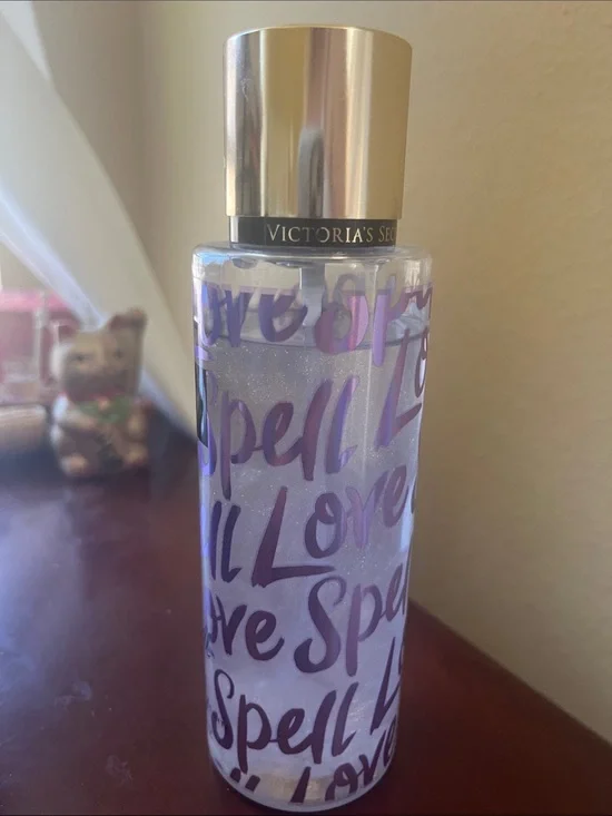 Victoria's Secret Love Spell Shimmer Fragrance Mist - Purple & Gold