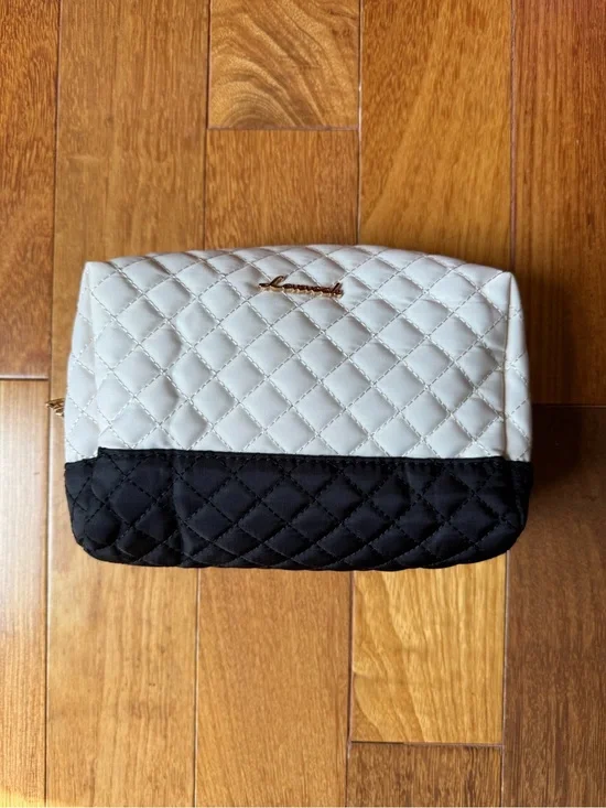 Quilted Two-Tone Cosmetic Pouch - White & Black