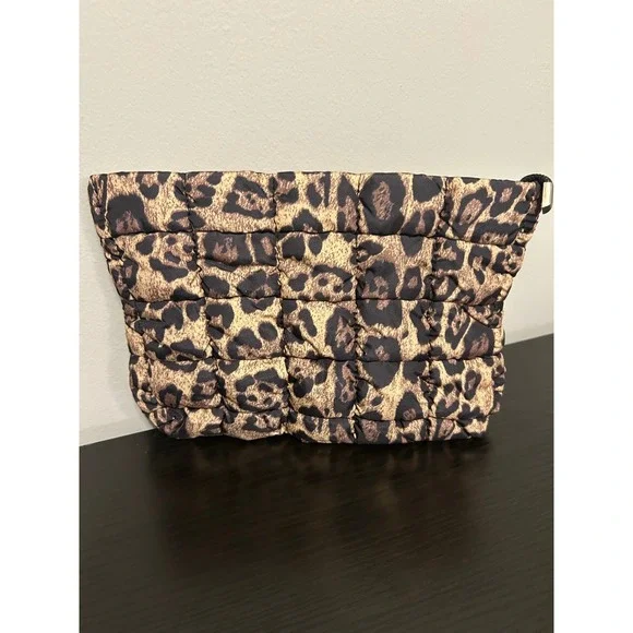 Leopard Print Puffer Cosmetic Bag Pouch Makeup Organizer‎ Zipper Pouch