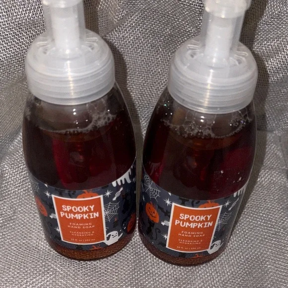 💖🆕💖 Spooky Pumpkin Flavor Foaming Hand Wash 10 oz~Set of 2