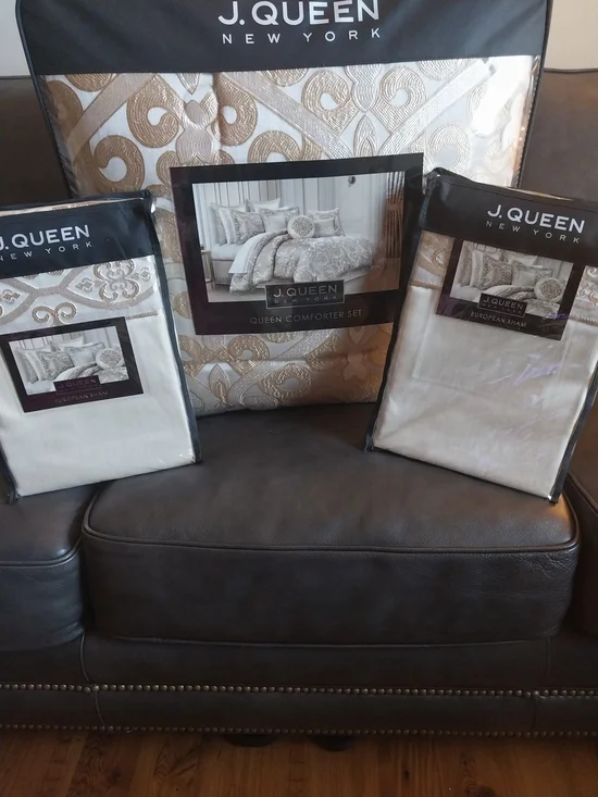 Gold and Cream Queen Comforter Set