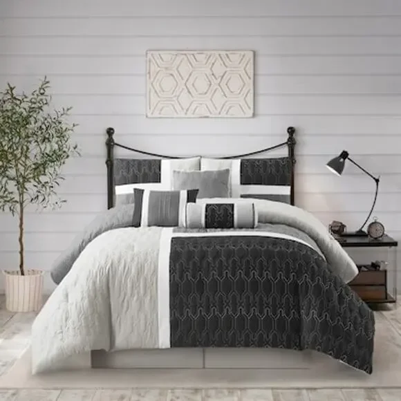 NEW! Nanshing Natalia / Stratford Park Palmira 7PC Comforter Set Cal King Grey
