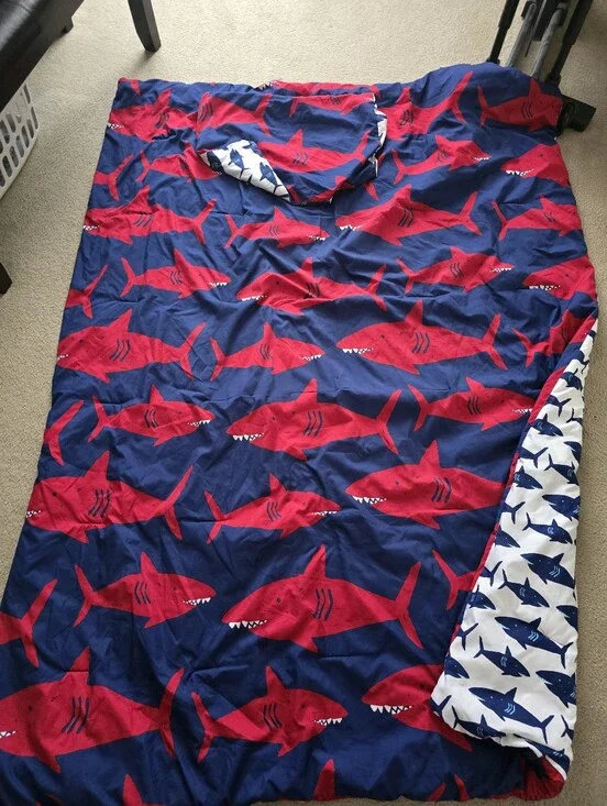 Twin Size Shark Reversible Comforter 2pc