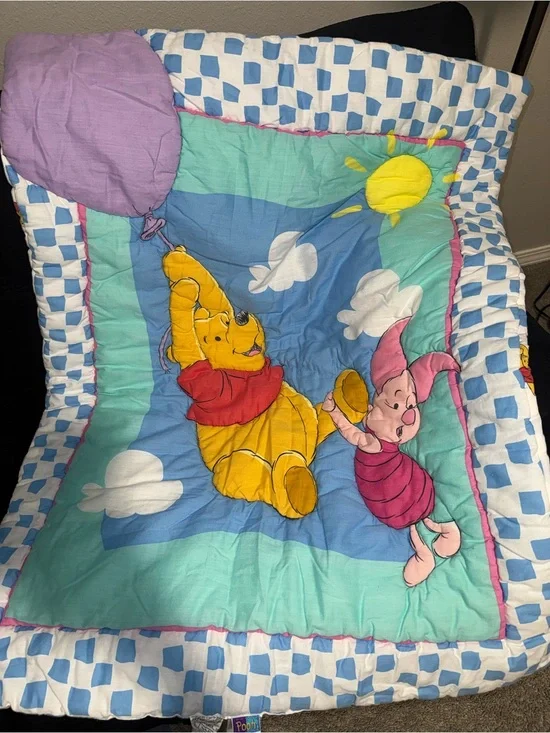 Vintage 90s Disney cloud/balloon nursery quilted comforter/ Crib Blanket