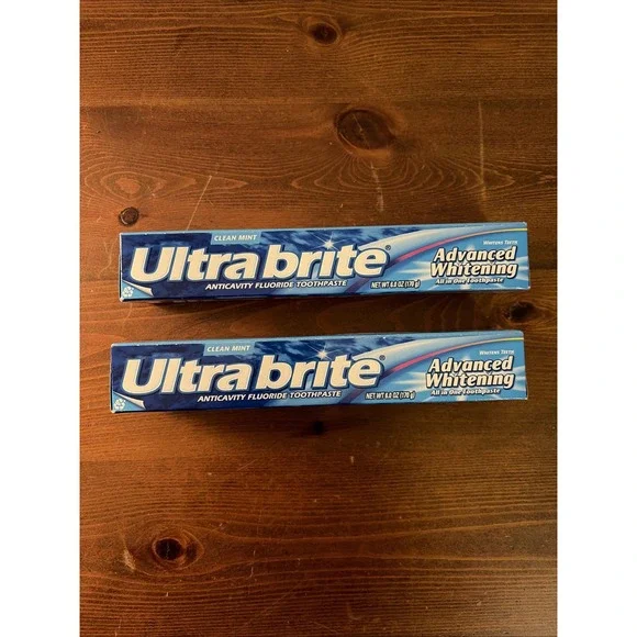 Ultra Brite Baking Soda & Peroxide Whitening Toothpaste, 6oz‎ (170g) (Pack of 2)