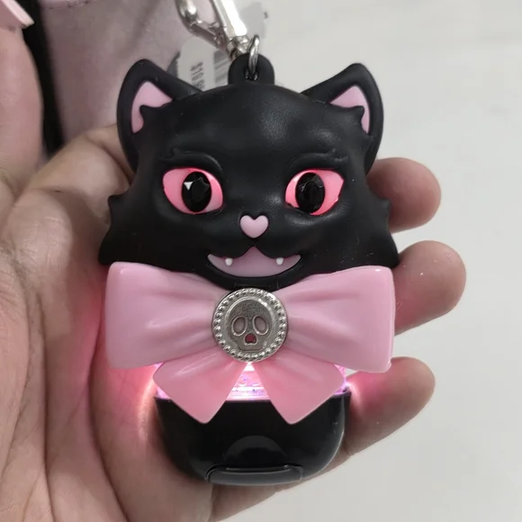 Bath & Body Works Light-up Creepy Cat PocketBac Hand Sanitizer Holder NEW Rare