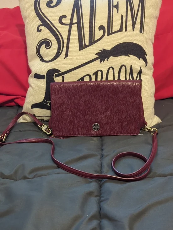 Tory Burch Burgundy Leather Carter Crossbody Wallet Bag with‎ Gold Hardware