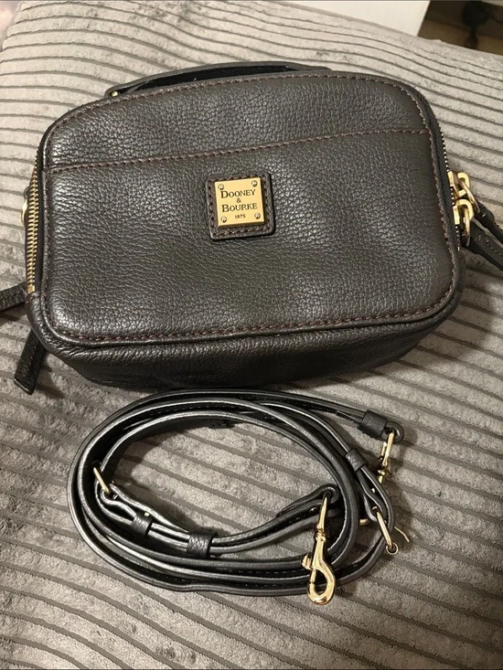 Dooney & Bourke
