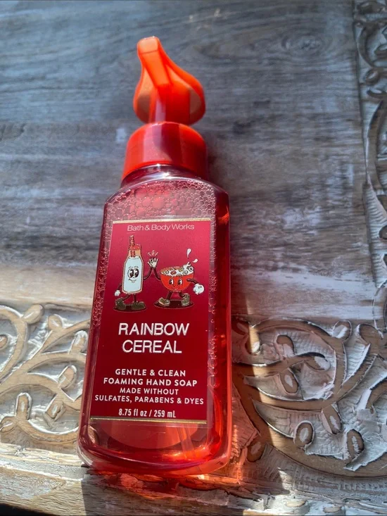 Bath & Body Works Rainbow Cereal Foaming Hand Soap - Red
