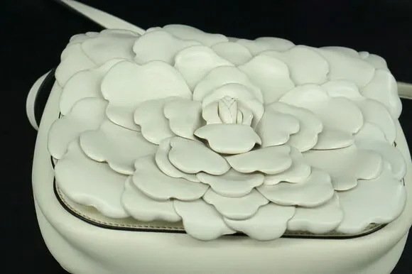 Valentino Garavani Atelier Rose 03 Small Leather Shoulder Bag Ivory Flower $2995