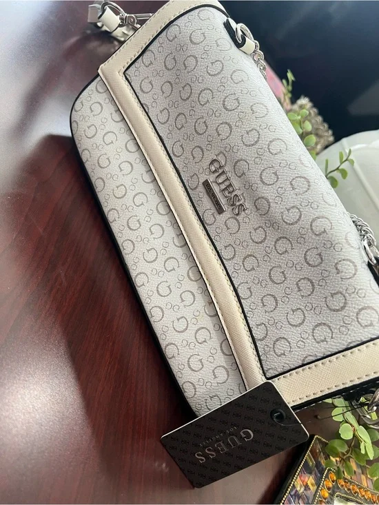 Guess Cream Signature Monogram Crossbody Bag with Chain Strap