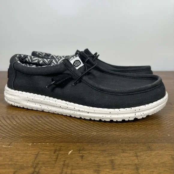 Hey Dude Shoes Mens 8 Black Wally Canvas Loafers Speckled Sole Casual Slip On