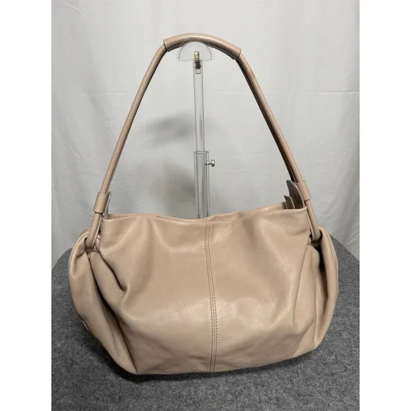 Banana Republic Pebbled Leather Hobo Slouch Bag‎ Purse Beige Size Large