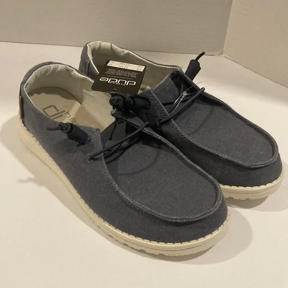COPY - HEYDUDES Shoes Men's Slip On Shoes Chambray Navy & White Size 8