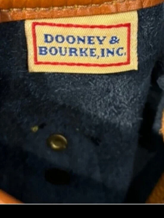 Dooney & Bourke Surrey AWL British Carrier Black and Tan Leather Handbag
