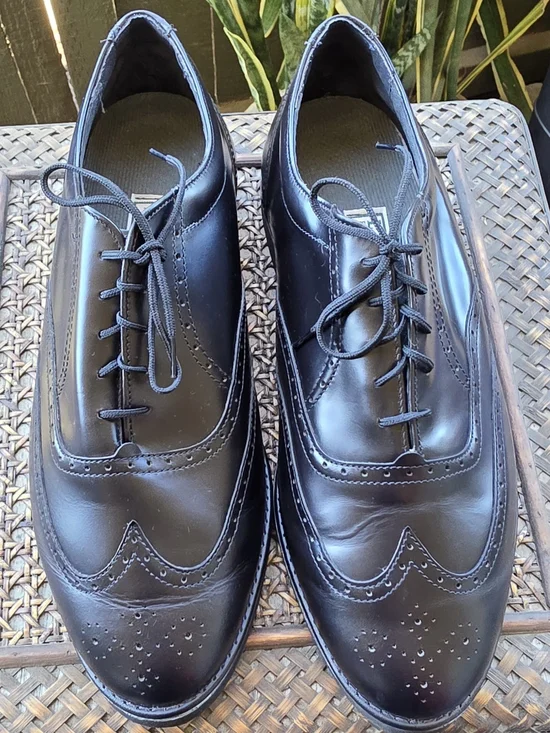 Vintage Men’s Black Leather Wingtip Oxford Shoes L.L. Bean Made In USA 10 XW
