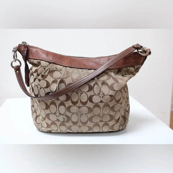 Vintage Coach signature logo Soho  bag
