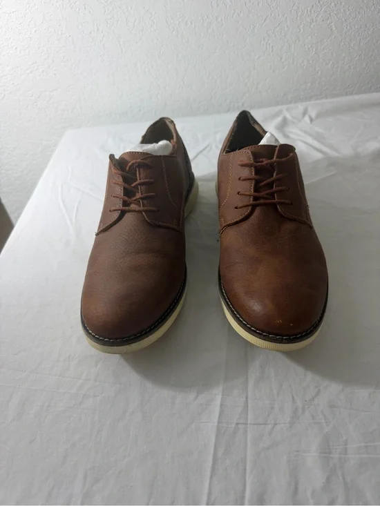 Bass Brown Leather Derby Shoes with Cream Soles