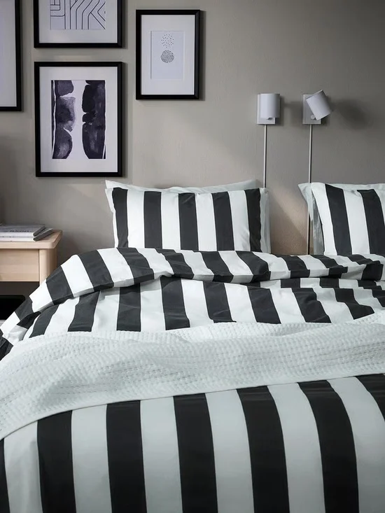 Black and White Striped Duvet Cover Set - Full/Queen