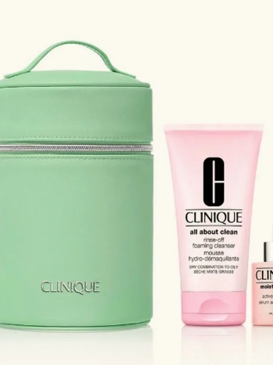 NWT Clinique Mint Green Travel Case with Cleanser and Serum