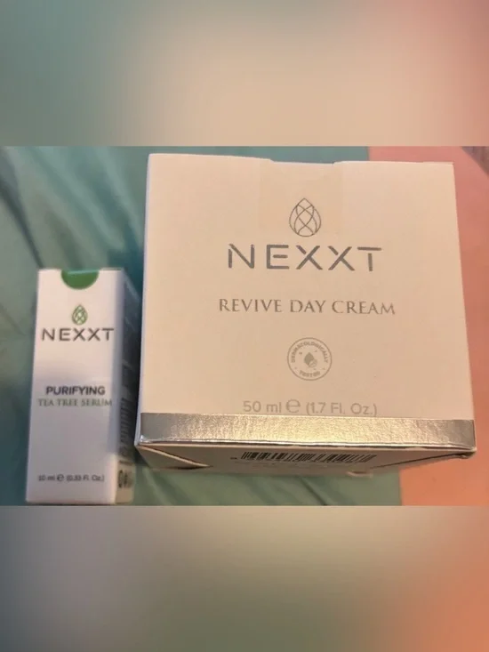 Nexxt Revive Day Cream - White with Silver Accent