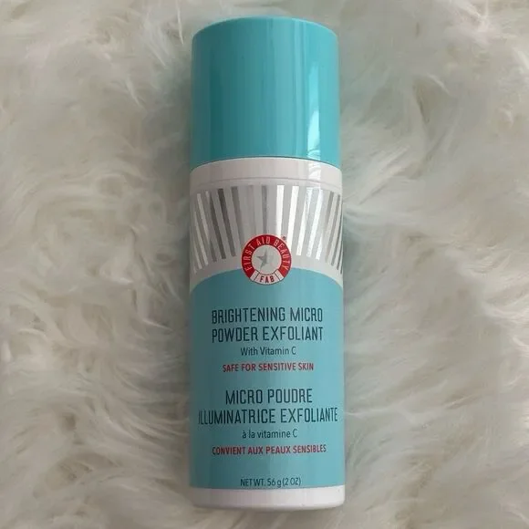 First Aid Beauty Brightening Micro Powder Exfoliant