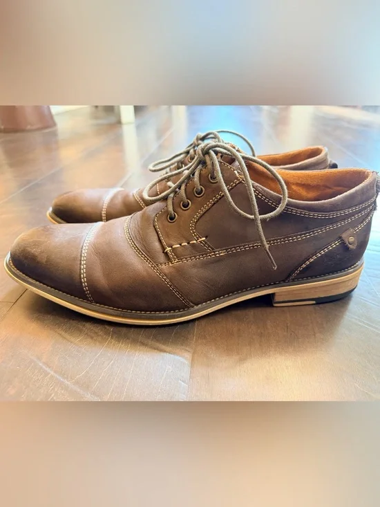 Steve Madden Dark Brown Leather Lace-Up Oxford