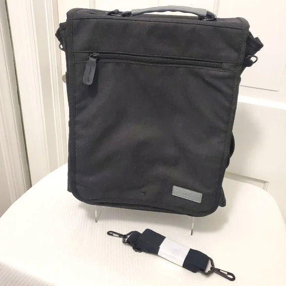EC Unisex Bella Russo Black Large Messenger Bag, School, Work, Travel