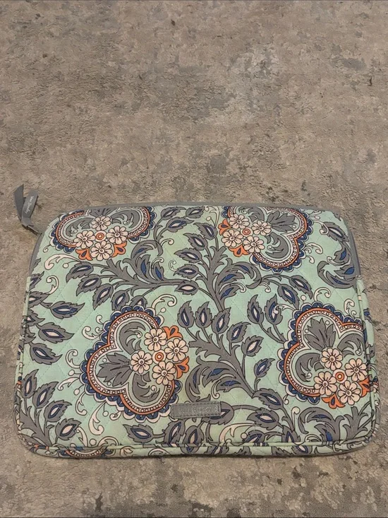 Vera Bradley Mint Green Paisley Floral Laptop Sleeve