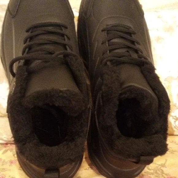 Men's Black Fur-Lined Shoes