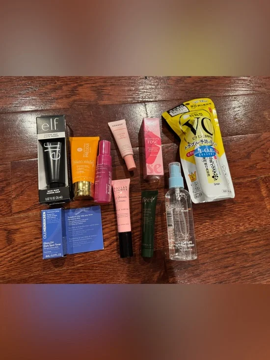 makeup bundle.
