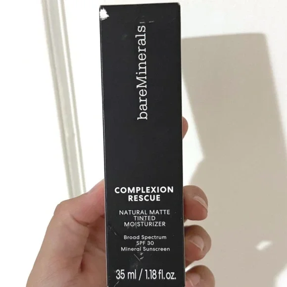 bareMinerals Complexion Rescue Natural Matte Tinted Moisturizer SPF 30 Sienna 10