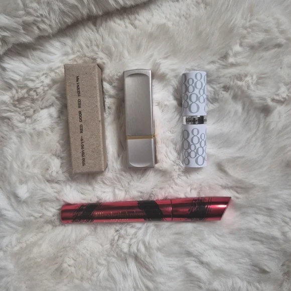 Beauty Bundle Elizabeth Arden Lip Balm Red Door Red Lipstick Mascara Makeup Lot