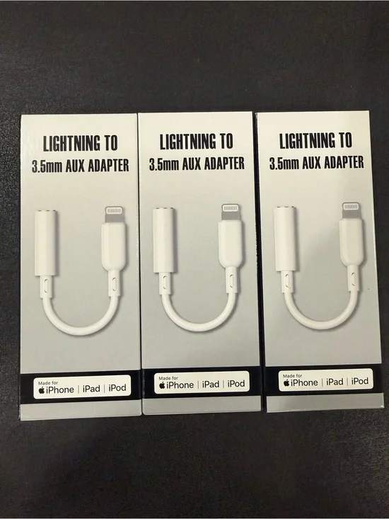 Lightning to 3.5mm Aux Adapter - White