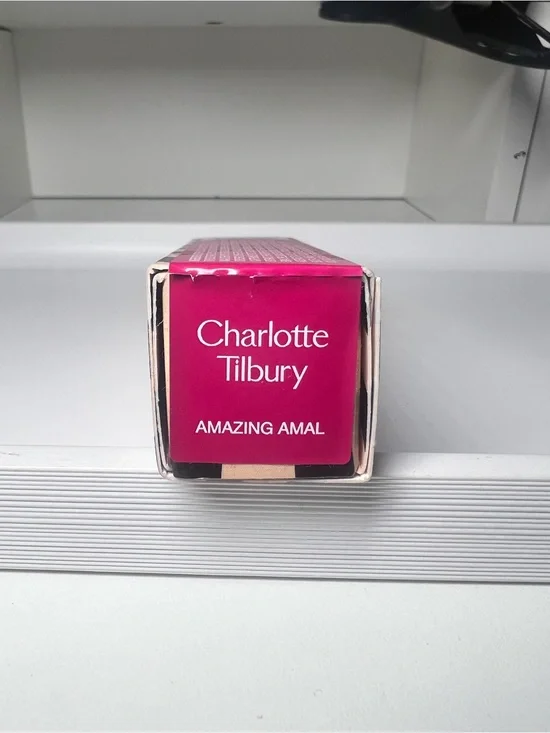 Charlotte Tilbury Amazing Amal Lipstick - Hot Pink